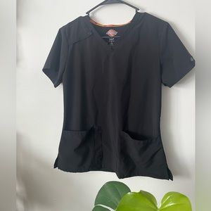 Dickies black top